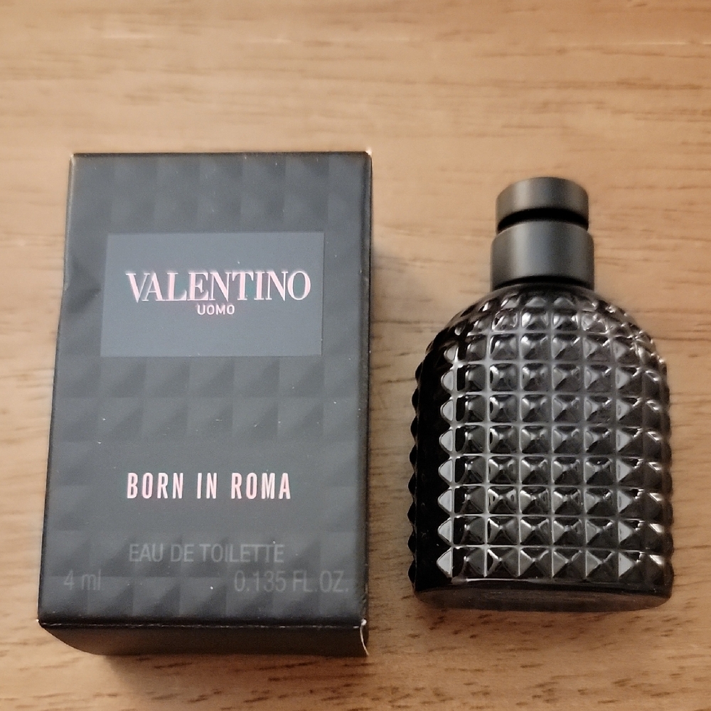 RESERVED/Valentino